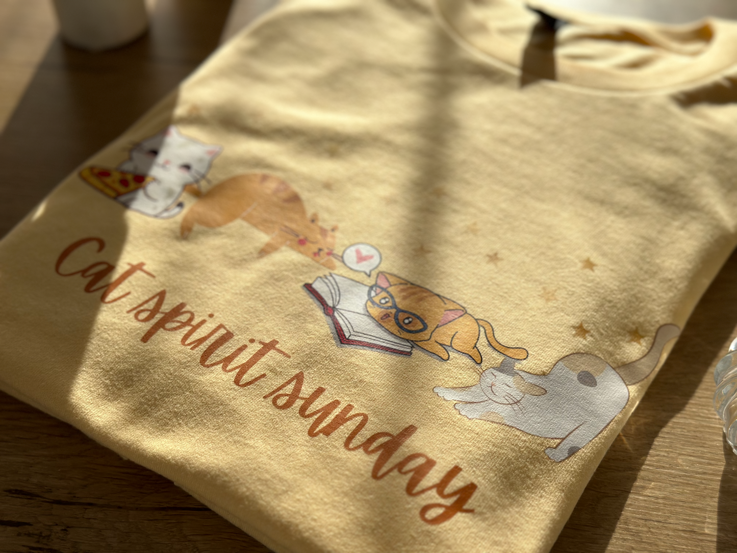 Sunday cat spirit Short sleeve t-shirt